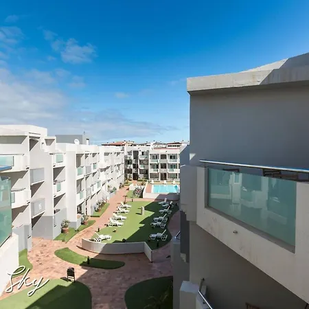 Sun 335 Blue Sky By Rentalfue Apartment